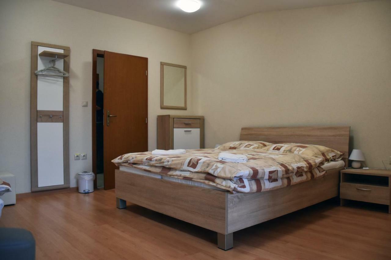 Penzión Koruna Nitrianske Rudno Bagian luar foto